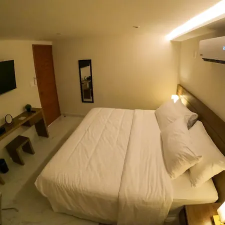 Hotel 28 Cancun-3